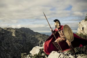 ¿Qué rey espartano lideró las fuerzas griegas en la batalla de las Termópilas?