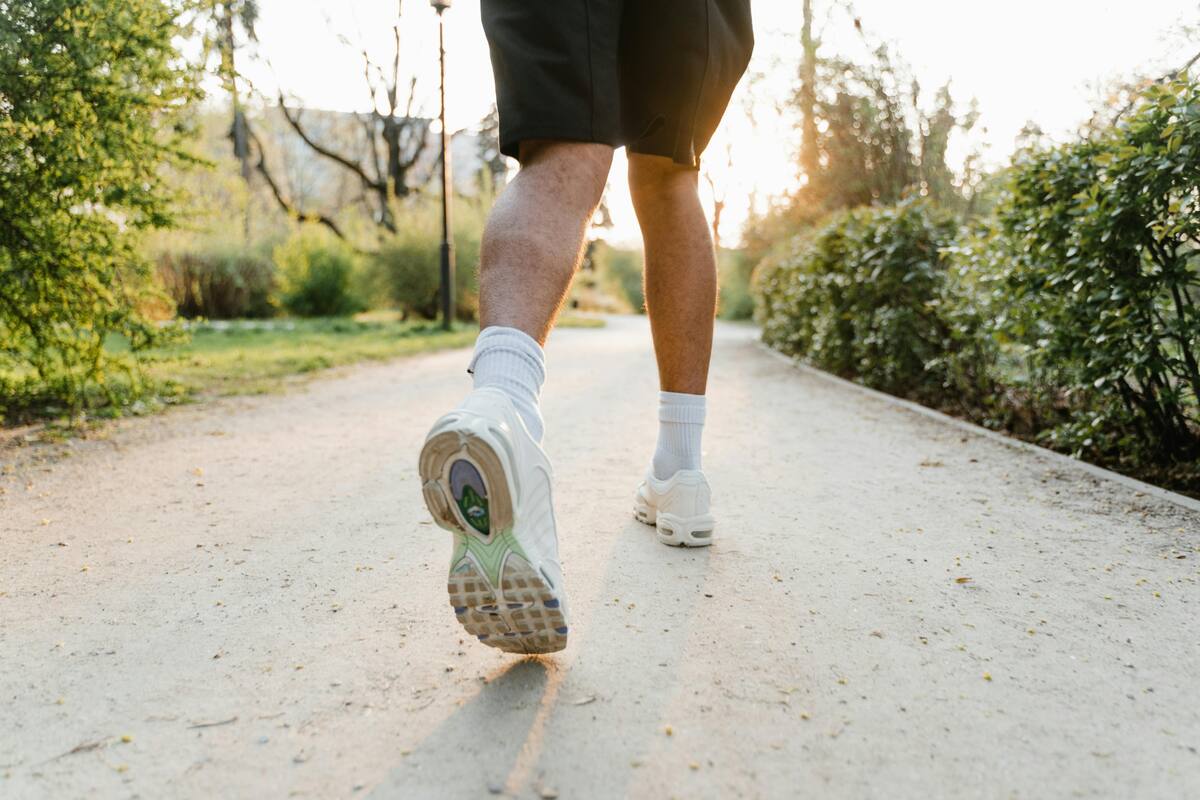 Segundo um especialista, qual a quantidade ideal de caminhada para que uma caminhada seja benéfica? Segundo um especialista, qual a quantidade ideal de caminhada para que uma caminhada seja benéfica?
