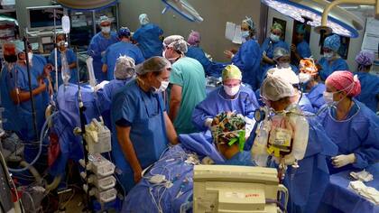 Cuarenta profesionales trabajaron durante siete horas