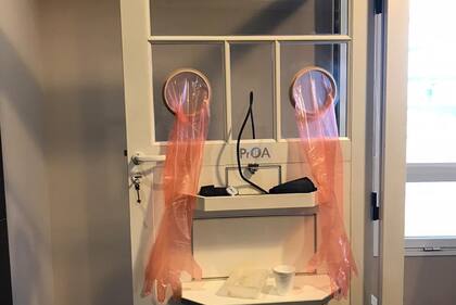 Placas preparadas para establecimientos sanitarios, un nuevo mercado para un estudio de arquitectura.