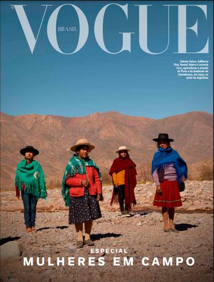 Cuatro de las agricultoras argentinas que ilustraron la edición de octubre de Vogue Brasil