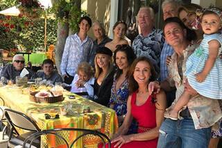 La foto de Zeta-Jones y Douglas que reunió a cuatro generaciones