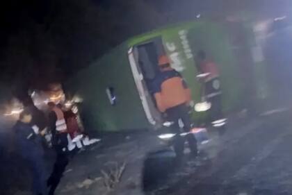 Cuatro muertos y 28 heridos por un choque entre un colectivo y un auto en la ruta 66 en Jujuy