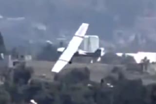 Una avioneta se estrelló instantes después de despegar de un aeropuerto: al menos cuatro muertos