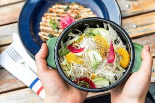 Ponele frutas a tu ensalada: recetas para celebrar