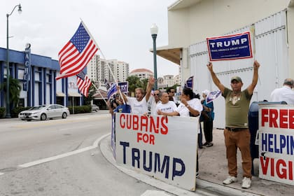 Cuba en la mira: 18,75% de sobrestadía en visas de estudiante justifica veto a categorías B, F, M y J