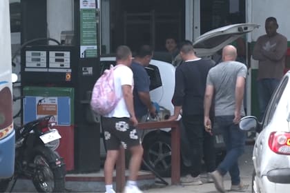 Cuba necesita unos 110.000 barriles diarios, pero solo produce una fracción de ese volumen