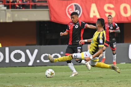 En Colombia, los ascendidos empiezan la temporada con el mismo promedio que tiene el último de la tabla de descensos; Cúcuta logró permanecer en la última temporada.