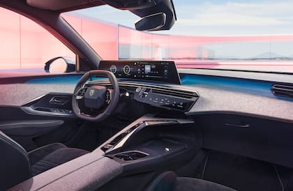 Cuenta con modos de conducción: normal, eco y sport