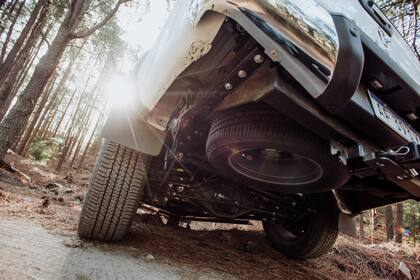 Cuenta con tres modos de tracción: 4x2, 4x4 y 4x4 baja