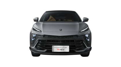 Cuenta con una cámara panorámica de 540° con efecto transparente