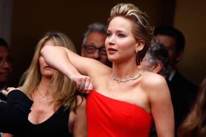 Un abogado que representa a celebridades como Jennifer Lawrence dijo que podrían demandar a Google por beneficiarse con la filtración de las imágenes robadas de iCloud