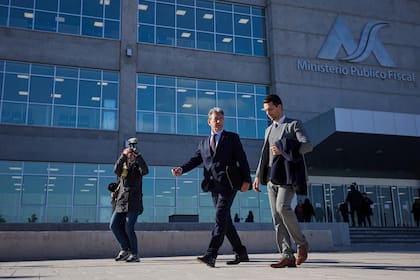 Cuneo Libarona y su equipo de abogados que defienden a los rugbiers franceses