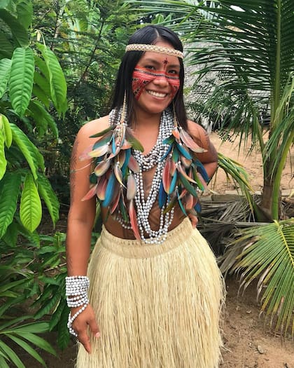 Cunhaporanga, además, enseña el lenguaje de su tribu