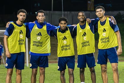 Curazao se clasificó al Mundial por primera vez, cambió de DT y el plantel exige la vuelta de Dick Advocaat