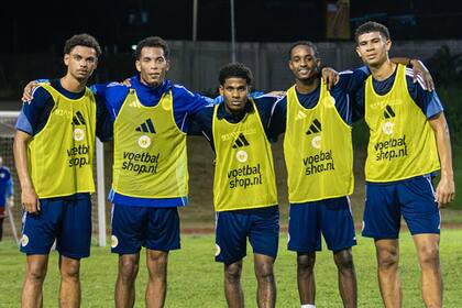 Curazao va por la hazaña de jugar por primera vez la Copa del Mundo (instagram.com/thebluewaveffk)