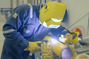 Un laberinto impositivo: pese a las promesas, las pymes aún pagan 37 tributos y sólo les quitaron el impuesto PAIS