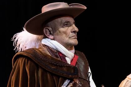 Cyrano, protagonizado por Gabriel Goity, será uno de los títulos que se reponen en pocos días en el Teatro San Martín