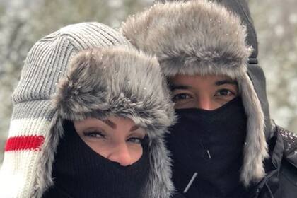 Daddy y su mujer juegan a las escondidas en las redes sociales