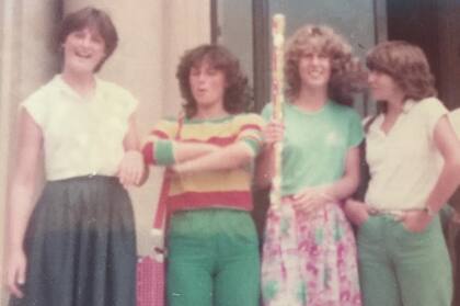 Dagi, junto a sus amigas.