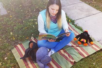 Daiana Sei, maestra de sala de 4, ya no sabe qué estrategias implementar para que la convocatoria a los encuentros virtuales no decaiga