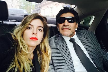 Dalma Maradona habla en presente cuando se refiere a Diego Maradona, su padre