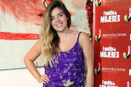 Dalma se prueba como botinera... pero asegura que nunca saldría con un futbolista