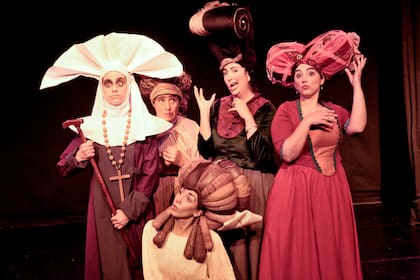 Damas bravas, dirigida por Alfredo Allende