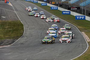 A la mañana en Buenos Aires y por la tarde en La Plata: pilotos que corren hasta de un autódromo a otro