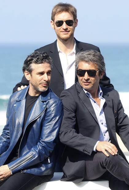 Damián Szifrón, el director de Relatos Salvajes, junto a Leonardo Sbaraglia y Ricardo Darín