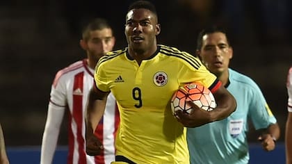 Damir Ceter, atacante colombiano al que apodan "Goliat", una de las joyas a seguir en el torneo de Ecuador