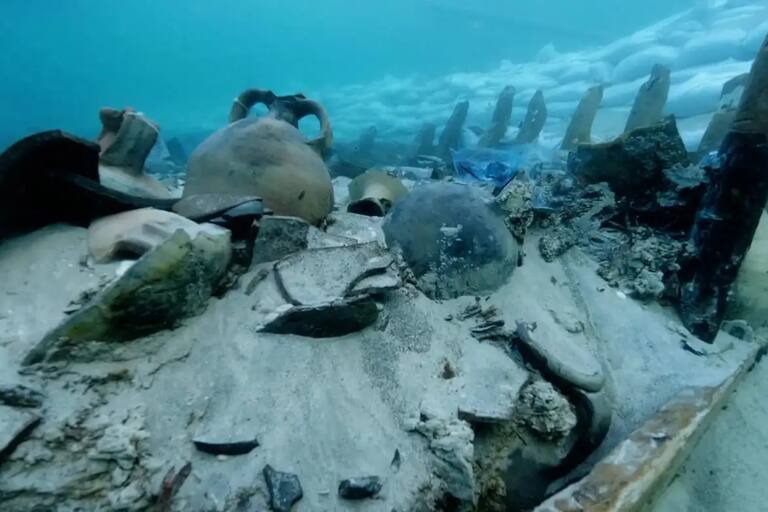 Arqueólogos revelaron los secretos de un barco romano hundido en el siglo IV a.C: no es comparable con ningún otro 