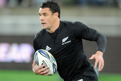 Dan Carter estará un mes afuera de las canchas por lesión