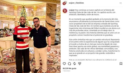 Dani Alves, exjugador del Barcelona, es propietario del Sporting Clube de Sao Joao de Ver