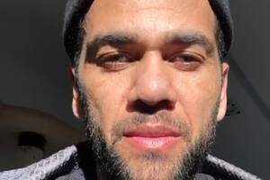 El enojo de Dani Alves por el superclásico en Madrid: "Es una vergüenza"