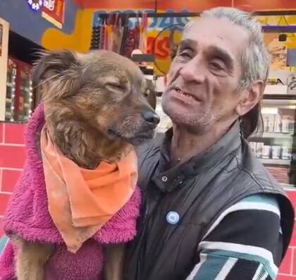 Dani logró dejar las adicciones gracias a su perra (Captura: @tomasrossok)