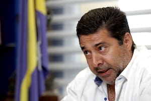 Coquetea con ampliar la Bombonera, pero Angelici quiere un estadio nuevo