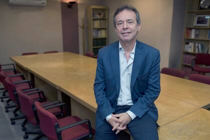 Daniel Artana: "Si hay brecha es porque todavía hay pesos atrapados y aceptan pagar el costo de esa brecha"