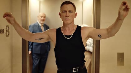 Daniel Craig, lejos de 007, se convierte en heroinómano y gay en Queer, la nueva película de Luca Guadagnino, que se estrena también en Venecia 2024