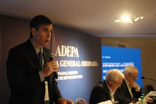 ADEPA advierte que los agravios de Milei al periodismo "perturban el debate democrático"