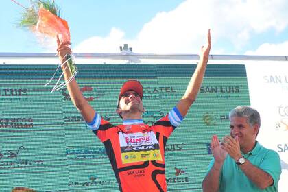 Daniel Díaz sigue líder en el Tour