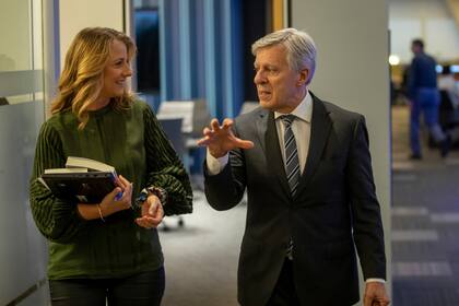 Daniel López Rosetti junto a Dolores Pasman, en la previa del ciclo LA NACION + Cerca Bienestar