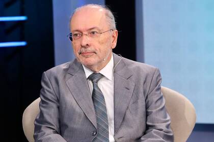 Daniel Montamat, exsecretario de Energía: "Se van a recomponer las tarifas en función de la inversión que se haga, considerando los activos existentes y las necesidades de ampliar el servicio"