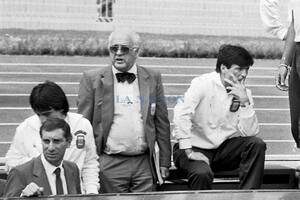Daniel Passarella en los momentos antes del comienzo del partido; Bilardo contó que Passarella ensayó una hora y media antes del partido, pero no pudo jugar