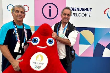 Daniel Scioli en Paris, Junto a Diógenes de Urquiza, el nuevo secretario de Deportes