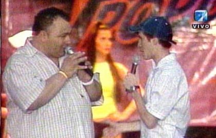 Daniel "Tota" Santillán junto al músico Chili