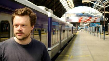 Daniel Tunnard viajó durante tres años en trenes argentinos para conocer el país