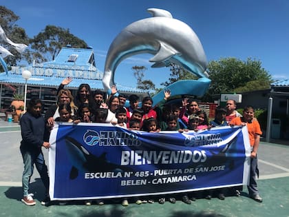 Daniel y los chicos disfrutando en Mundo Marino