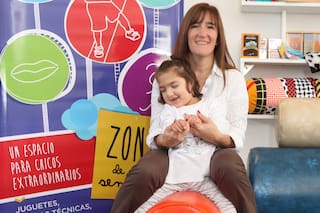 No encontraba juguetes para su hija y creó una marca inspirada en ella