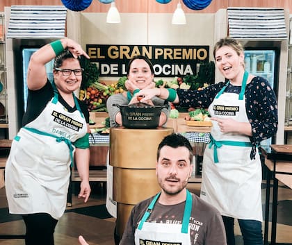 Daniela "Chili" Fernández defendiendo los colores del equipo verde en El gran premio de la cocina